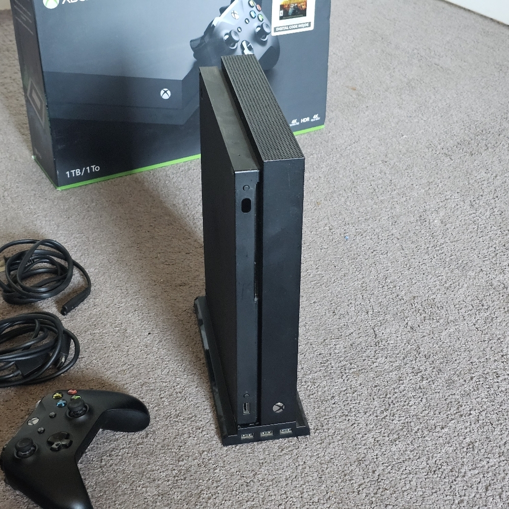 Xbox one x  1tb